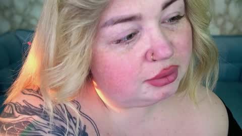 Lola online show from 04/02/26, 09:01