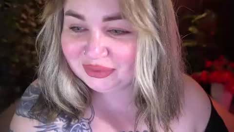 Lola online show from 06/22/26, 07:33