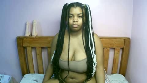 Snapshot of zariamonet chatting on 06/13/26, 03:15 zariamonet online show from 06/13/26, 03:15