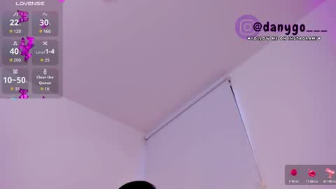 Snapshot of zarianaevanz chatting on 09/21/25, 10:11 Zariana online show from 09/21/25, 10:11