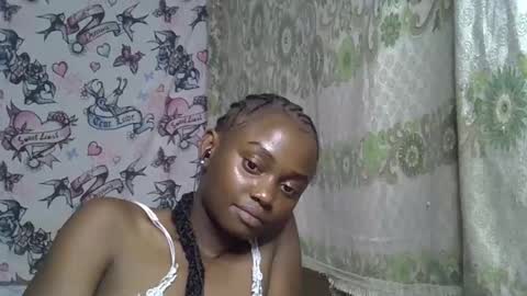 Snapshot of zarinamarlin chatting on 05/25/26, 09:21 zarinamarlin online show from 05/25/26, 09:21