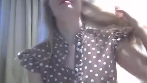 Zarina Swift online show from 12/20/24, 07:33