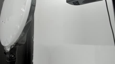 Snapshot of zarinawynne chatting on 11/23/25, 08:19 Zarina Waynne online show from 11/23/25, 08:19