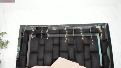 Snapshot of zarinawynne chatting on 03/15/26, 01:06 Zarina Waynne online show from 03/15/26, 01:06