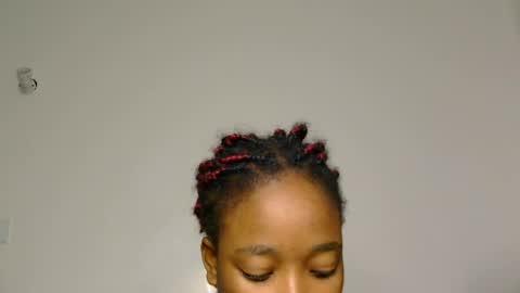 Snapshot of zariyah_ chatting on 07/13/26, 04:10 Zariyah online show from 07/13/26, 04:10
