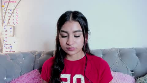 Snapshot of zayda_ chatting on 12/27/24, 01:22 Zayda online show from 12/27/24, 01:22