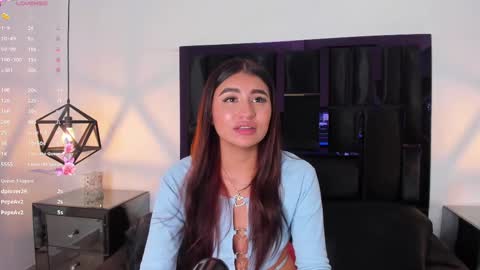 Snapshot of zayda_ chatting on 02/16/25, 06:10 Zayda online show from 02/16/25, 06:10