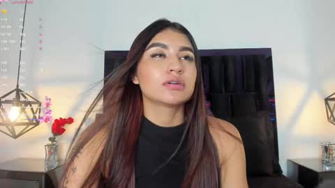 Snapshot of zayda_ chatting on 02/19/25, 07:05 Zayda online show from 02/19/25, 07:05