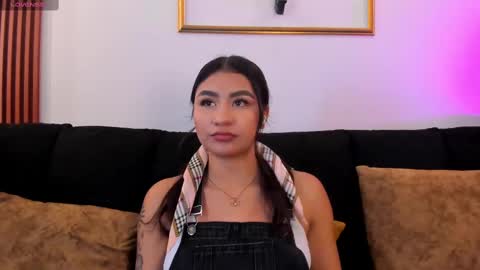 Snapshot of zayda_ chatting on 10/07/25, 07:33 Zayda online show from 10/07/25, 07:33