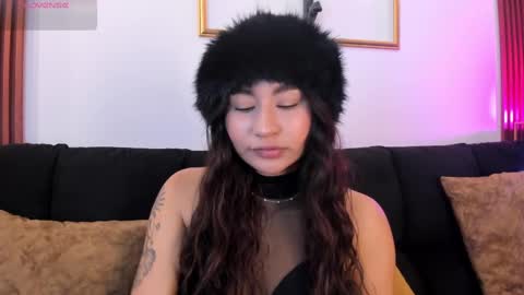 Snapshot of zayda_ chatting on 10/15/25, 08:09 Zayda online show from 10/15/25, 08:09