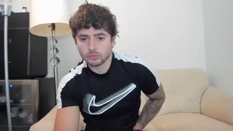 Snapshot of zaylanez chatting on 01/04/25, 05:58 Zay lanez online show from 01/04/25, 05:58