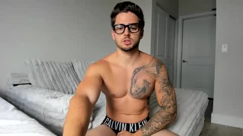 Snapshot of zaylanez chatting on 09/13/25, 07:24 Zay lanez online show from 09/13/25, 07:24