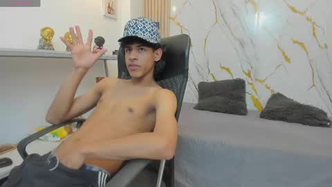 Zayn online show from 04/30/26, 07:31