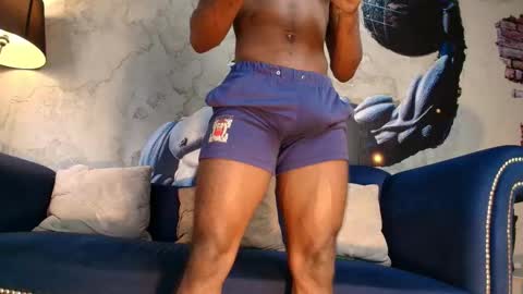 Snapshot of zayn_oba chatting on 09/14/25, 04:17 zayn_oba online show from 09/14/25, 04:17