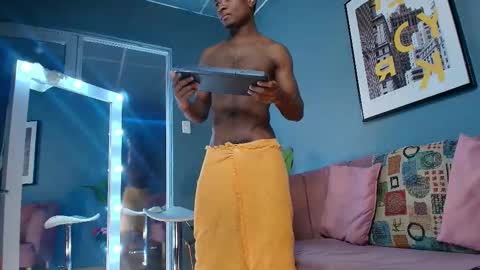 Snapshot of zayn_oba chatting on 09/21/25, 03:35 zayn_oba online show from 09/21/25, 03:35