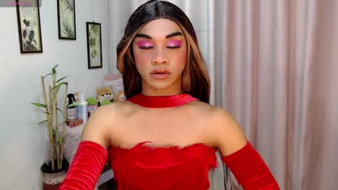 zaynelustts online show from 12/17/25, 08:53