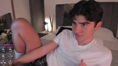 Hii im Zay.                 I save money for education. PVT Open. online show from 11/22/25, 07:29