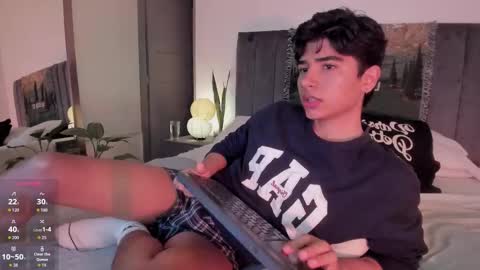 Hii im Zay.                 I save money for education. PVT Open. online show from 11/23/25, 06:46