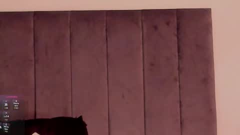 Hii im Zay.                 I save money for education. PVT Open. online show from 11/29/25, 05:32