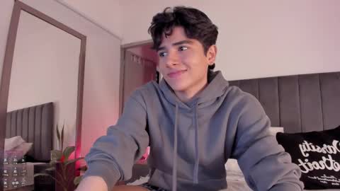 Hii im Zay.                 I save money for education. PVT Open. online show from 12/21/25, 07:26