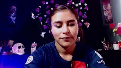 Snapshot of zayra_velisse01 chatting on 10/06/25, 10:29 zaira velisse01 online show from 10/06/25, 10:29