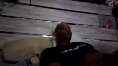 zdy252 online show from 10/18/25, 04:08