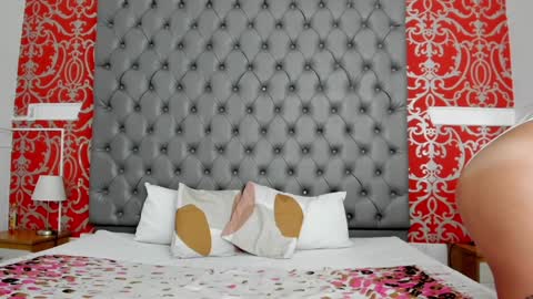 Karolyne online show from 02/01/25, 02:13