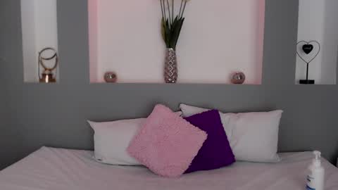 Karolyne online show from 02/19/25, 07:38