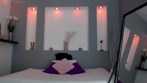 Karolyne online show from 09/15/25, 11:10