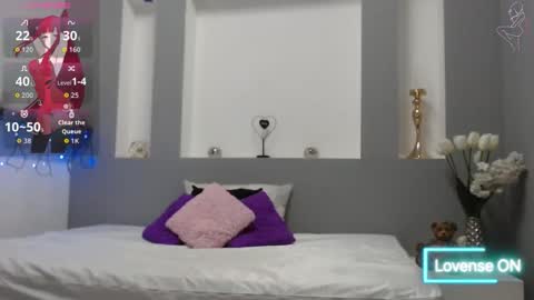 Karolyne online show from 11/29/25, 11:02