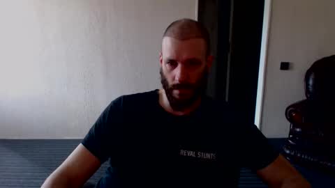 zebroroa online show from 10/08/25, 08:12