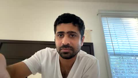 zee20241 online show from 12/19/25, 08:38