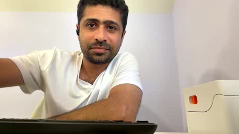 zee20241 online show from 02/20/26, 07:36