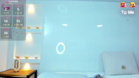 Zenda Evans online show from 02/15/25, 11:06