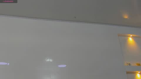 Zenda Evans online show from 03/30/26, 03:51