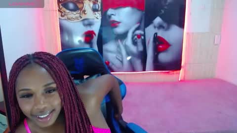 Snapshot of zendaya_wilson1 chatting on 01/26/25, 05:45 Zendaya Wilson online show from 01/26/25, 05:45