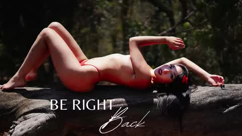 Snapshot of zendayagreey chatting on 02/19/25, 11:36 Zendaya online show from 02/19/25, 11:36