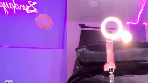 Snapshot of zendayagreey chatting on 02/27/26, 08:42 Zendaya online show from 02/27/26, 08:42