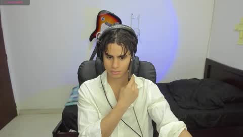 zenzhu online show from 11/15/25, 09:00