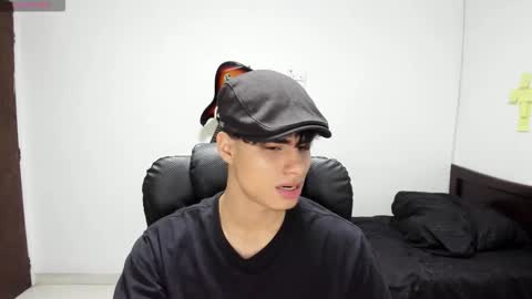 zenzhu online show from 11/22/25, 12:53