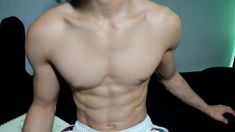 zenzhu online show from 02/05/26, 04:22