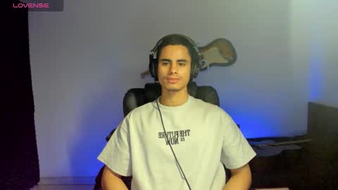 zenzhu online show from 02/18/26, 02:29