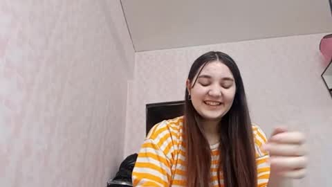 zeniabrossoit online show from 02/18/26, 05:47