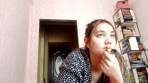 zeniabrossoit online show from 04/08/26, 09:09