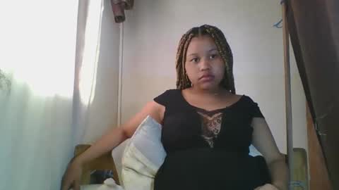 zenicee online show from 12/05/25, 12:14