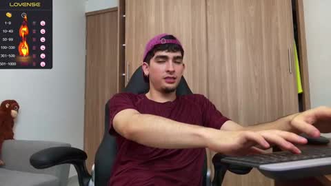 Zenn online show from 12/09/24, 11:26