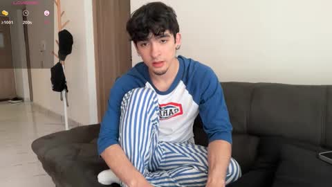 Zenn online show from 09/25/25, 12:53