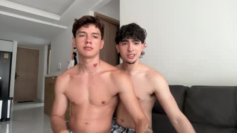 Zenn online show from 04/28/26, 03:17