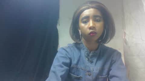 Snapshot of zeolineess chatting on 10/10/25, 10:42 zeolineess online show from 10/10/25, 10:42