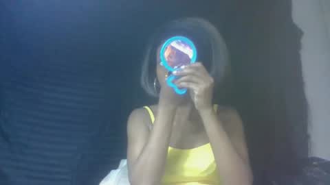 zeolineess online show from 12/04/25, 10:46